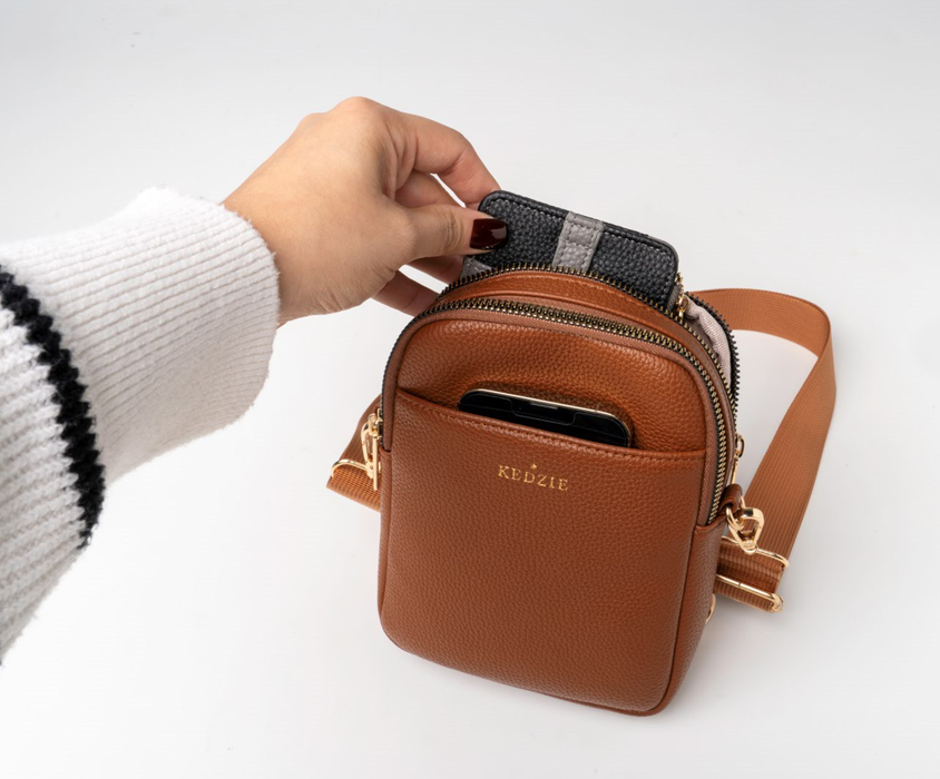 Brown crossbody bag 