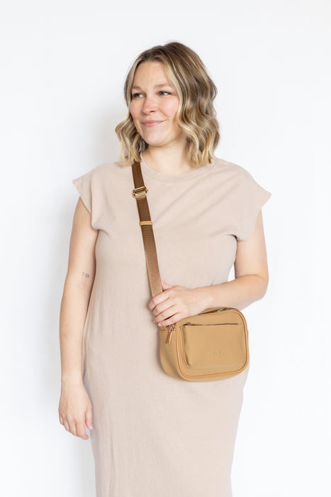 Mineral Wash Cap Sleeve Midi Dress with brown bag 