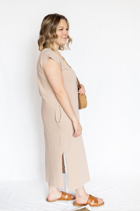 Mineral Wash Cap Sleeve Midi Dress with pockets, brown bag, and open brown sandals