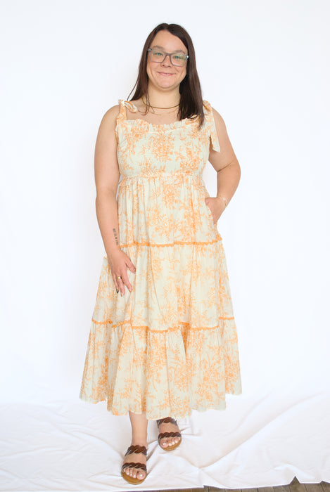 Floral Sweetheart Tiered Midi Dress
