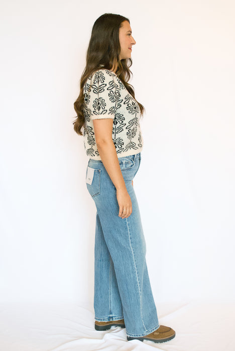 Floral Knit Sweater Cardigan | Short Puff Sleeve Button Down Top