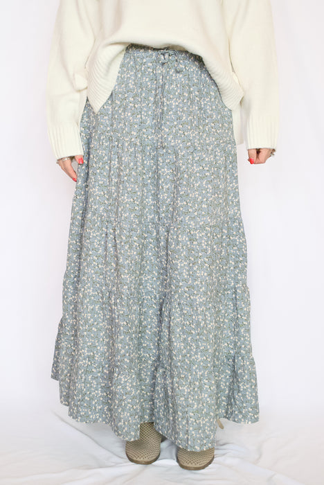 Textured Tiered Floral Midi Skirt