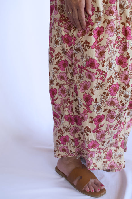 Floral patterned skirt with pink flowers 