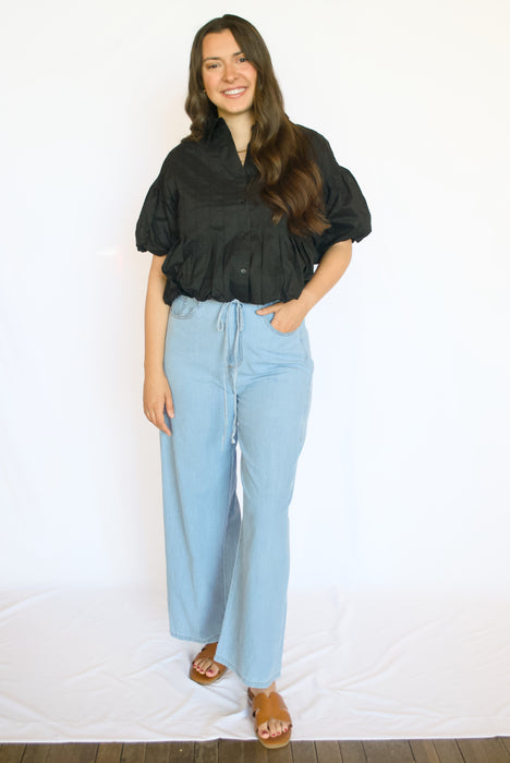 Black bubble blouse with drawstring jeans